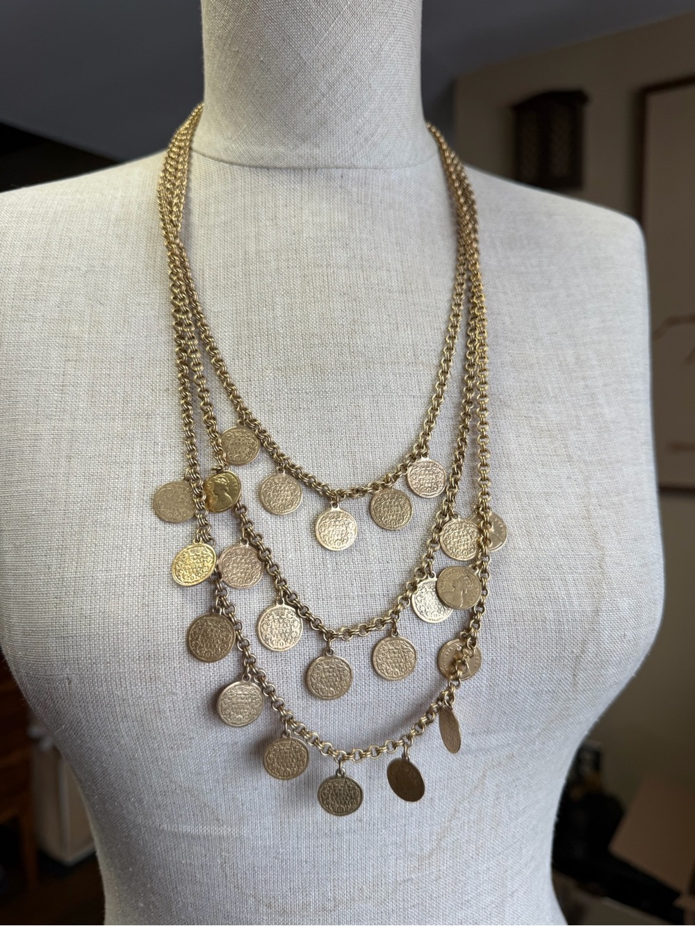 Stella & Dot Vintage Gold Triple Strand Coin Necklace – Queen Victoria Details